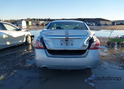 2013 Nissan Altima 2.5 S z USA, uszkodzony, nr VIN 1N4AL3AP1DC913918